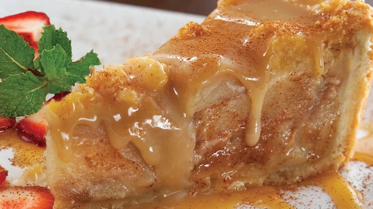 Apple Caramel Pie