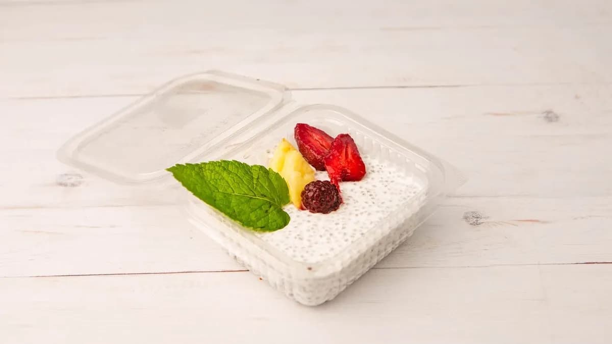 Chia pudding idénygyümölcsökkel