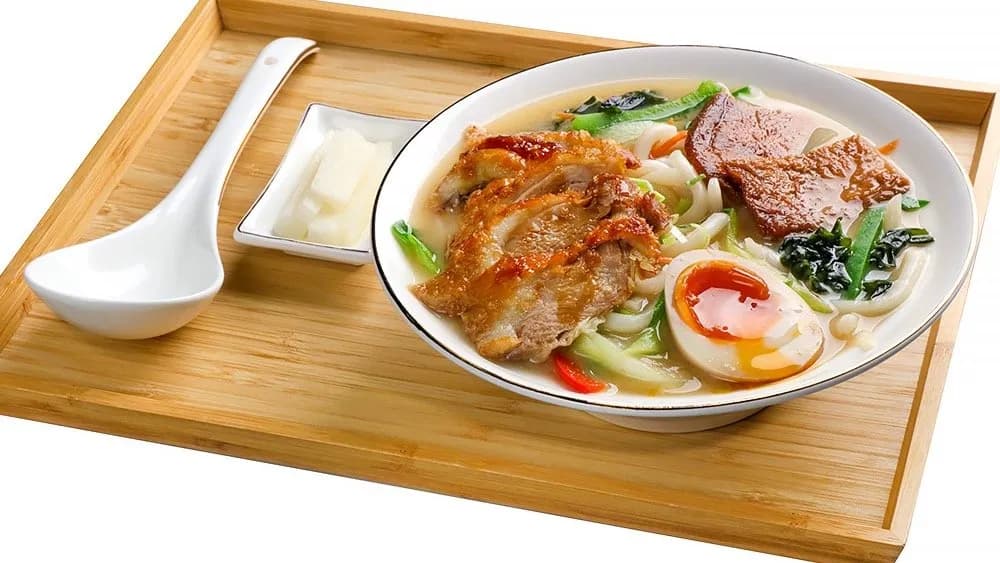 M16. Udon kacsahússal