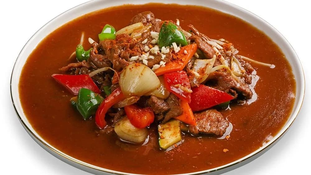 Q4. Fokhagymaszószos marhahús