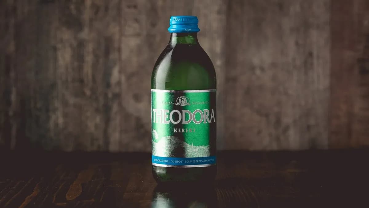 Theodora Savas 0,33l