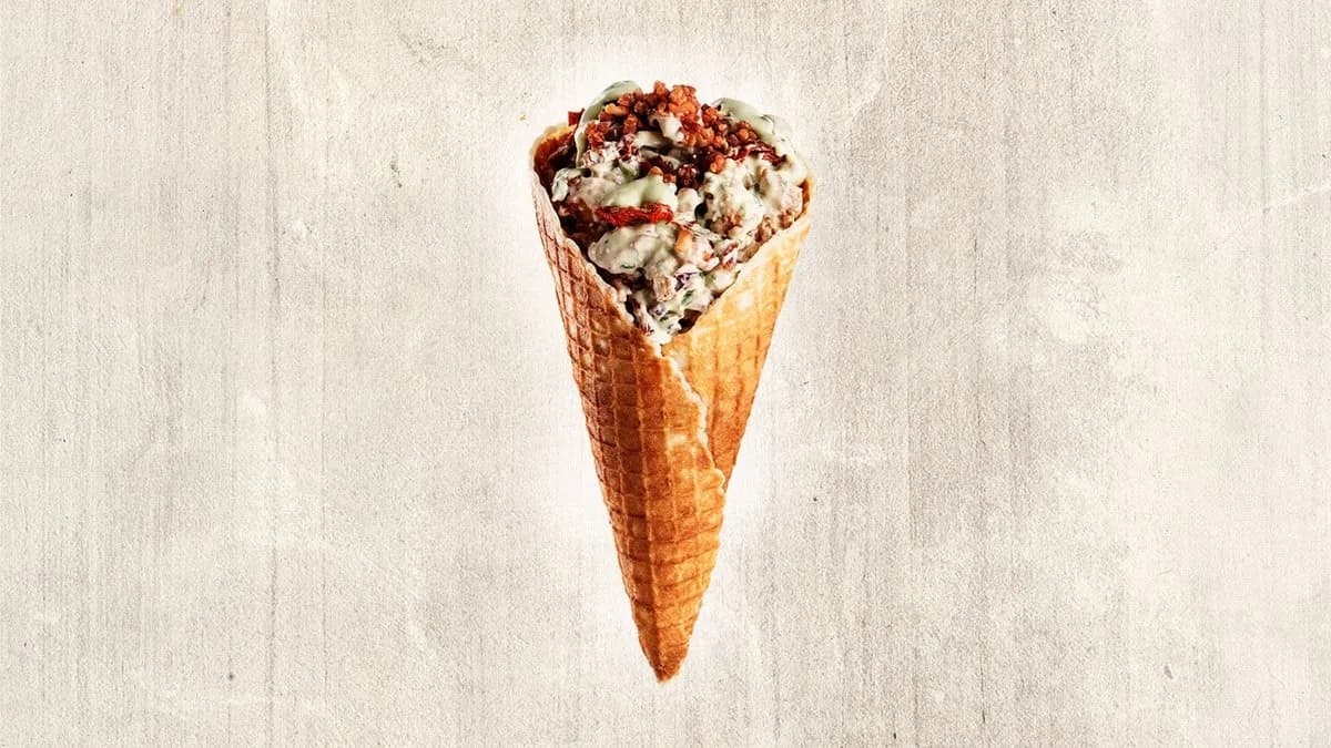 Monster West Coast guacamole tölcsér (enyhén csípős) + tortillachips