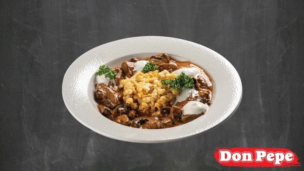 Gombapaprikás tojásos nokedlivel