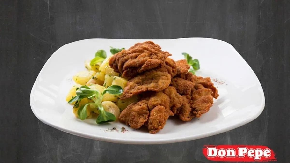 Rántott csirkemáj petrezselymes burgonyával