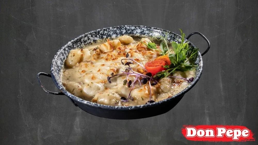 Kemencés füstöltsajtos-tejfölös, baconos gnocchi