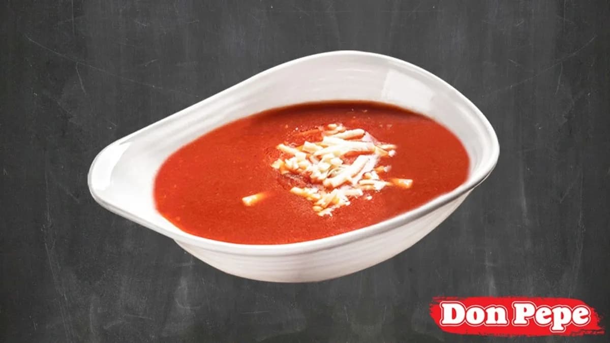 Vegán Olasz paradicsomleves vegán 'mozzarellával'