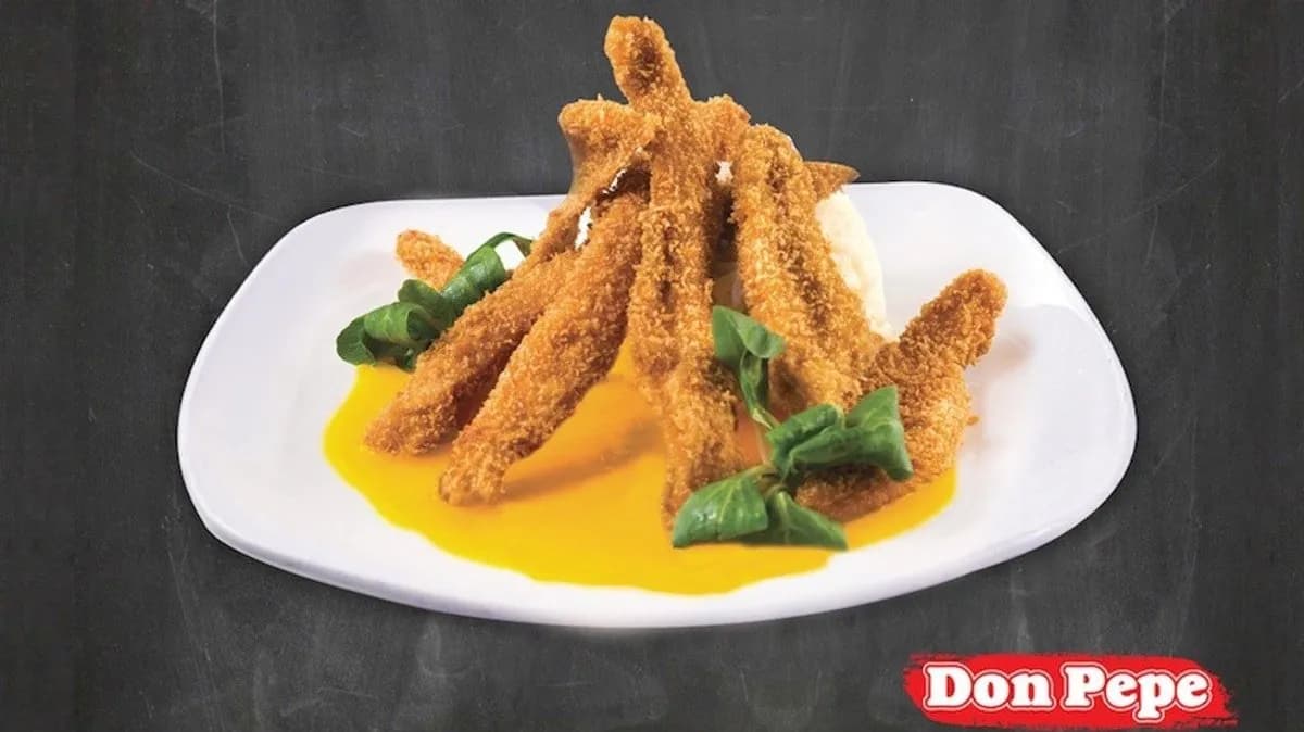 Panko morzsás csirkemell cheddar sajtos jázmin rizzsel