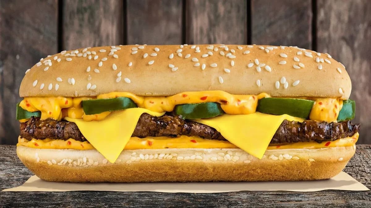 XTRA Long Chili Cheese