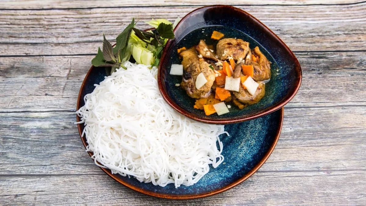 Bun tészta hanoi módra