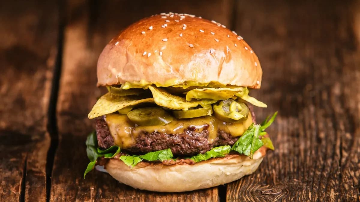 LA BAMBA MEXICANA BURGER