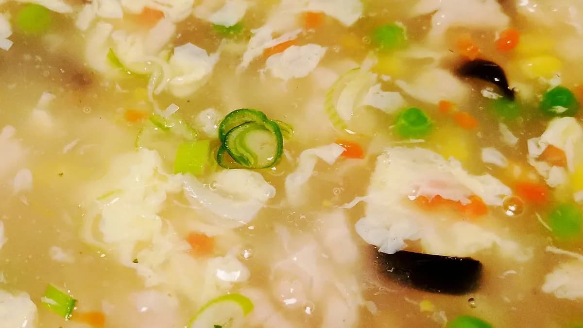 Kukorica csirkehússal leves