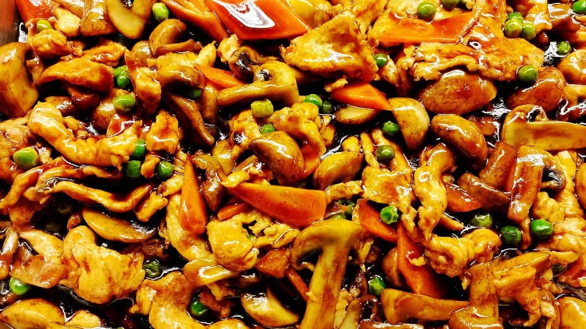 Pirított gombás csirke