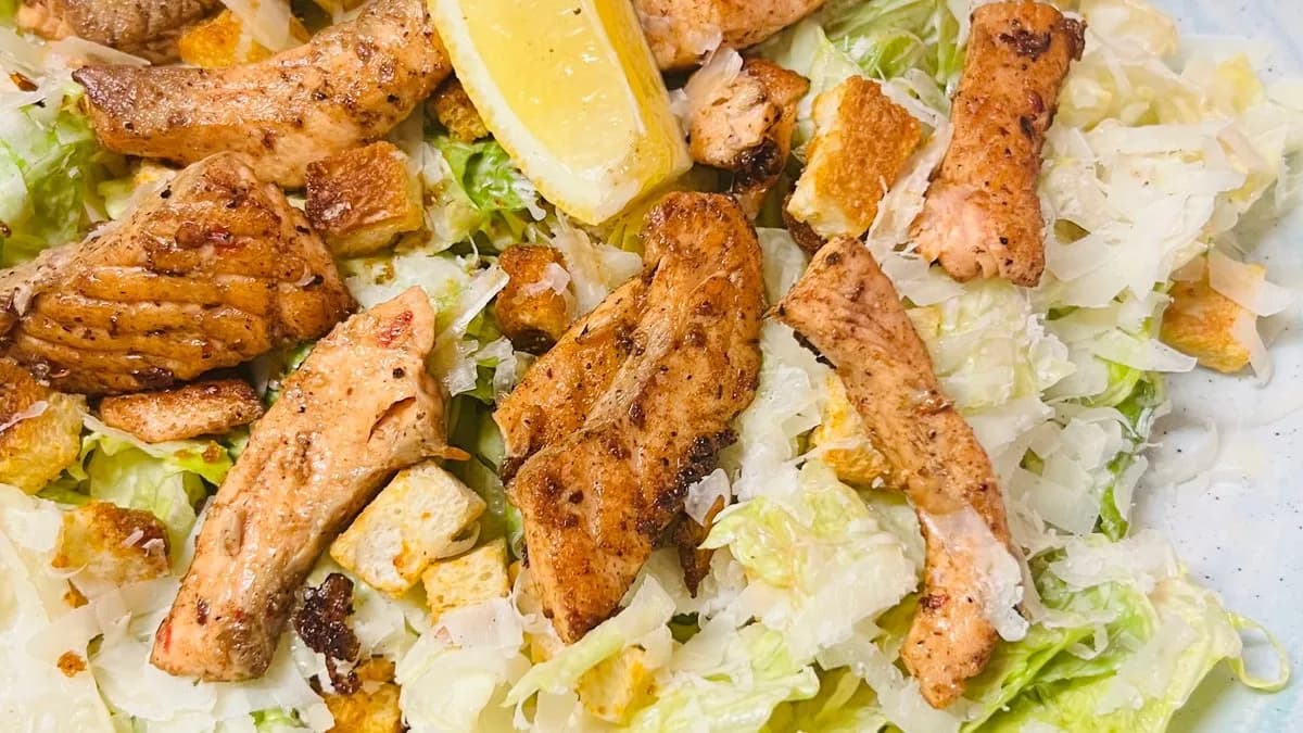 Iguana Caesar Lazaccal