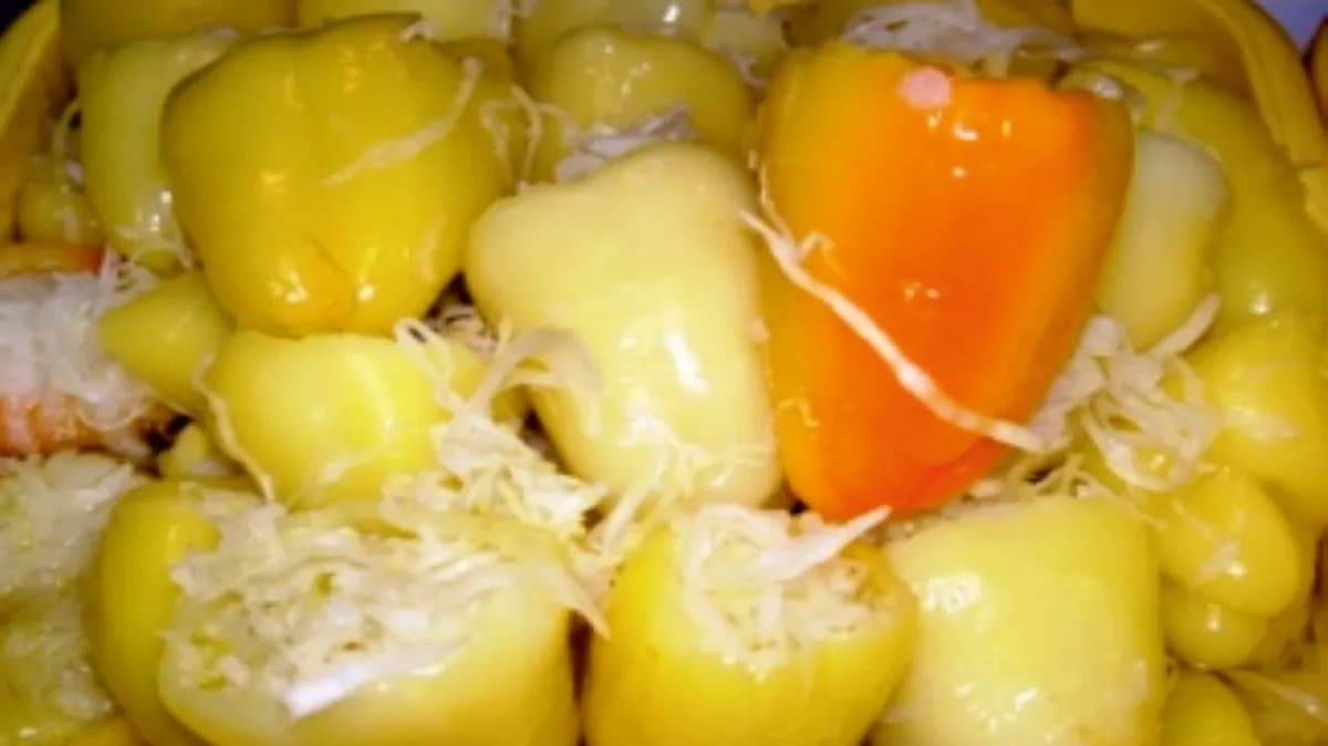 Töltött savanyú paprika