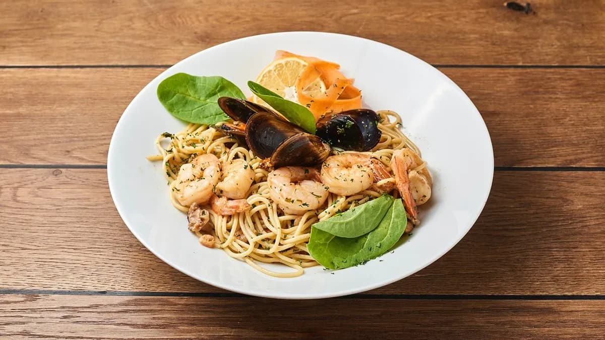 Fokhagymás óriás scampi paradicsomos,chilis spagettivel