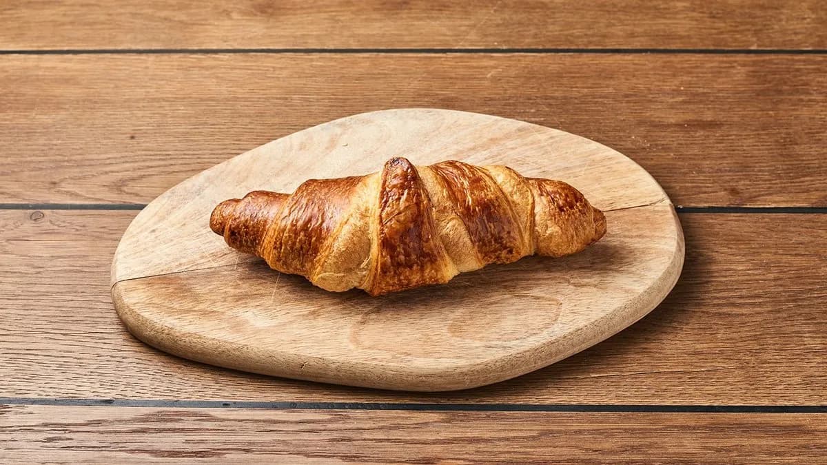 Frissen sütött croissant csokis