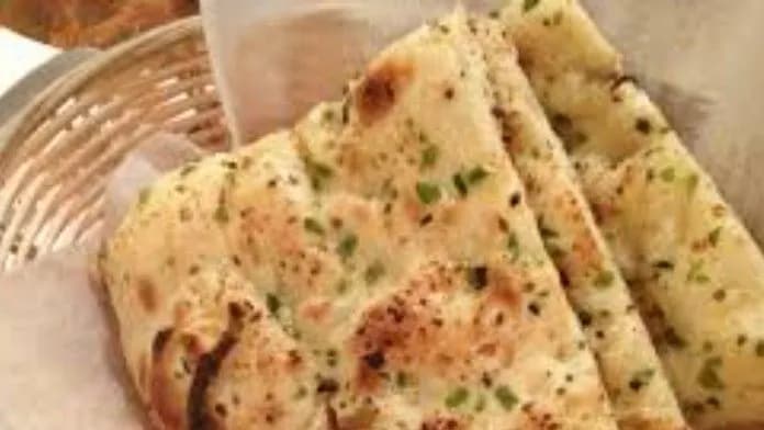 Garlic naan