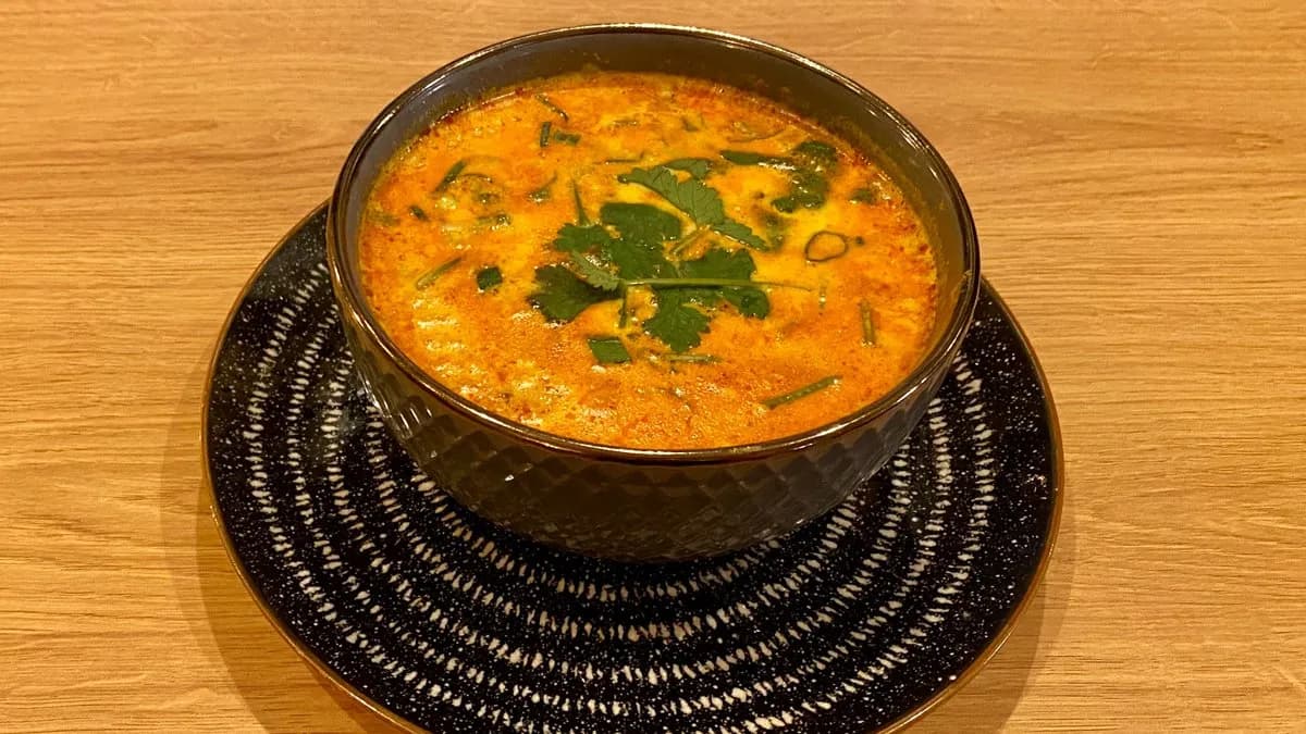 Extra zöldség, curry,jázminrizzsel (com trang curry rau)