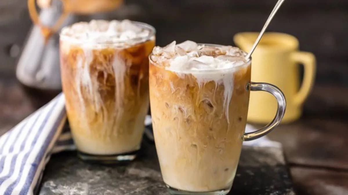 Vietnami jeges kávé kókusztejjel (cafe sua dua da)