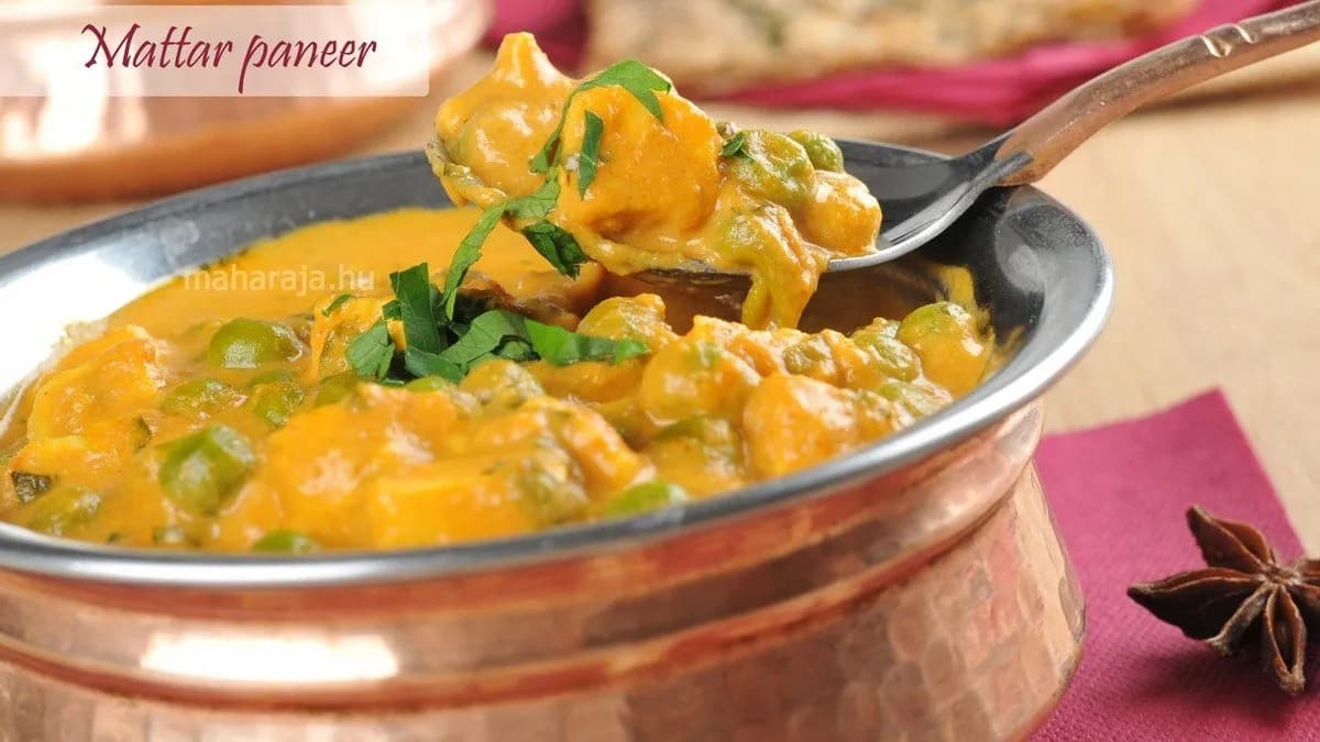 Mattar Paneer