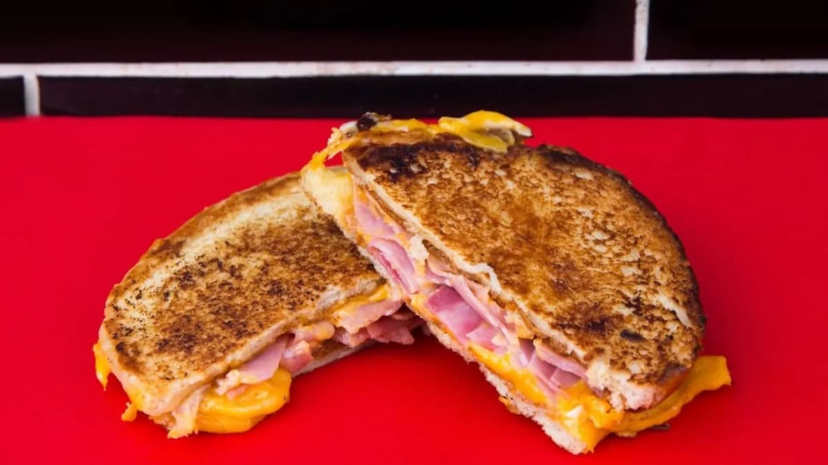 DUPLA SAJTOS-SONKÁS🍖TOAST🥪