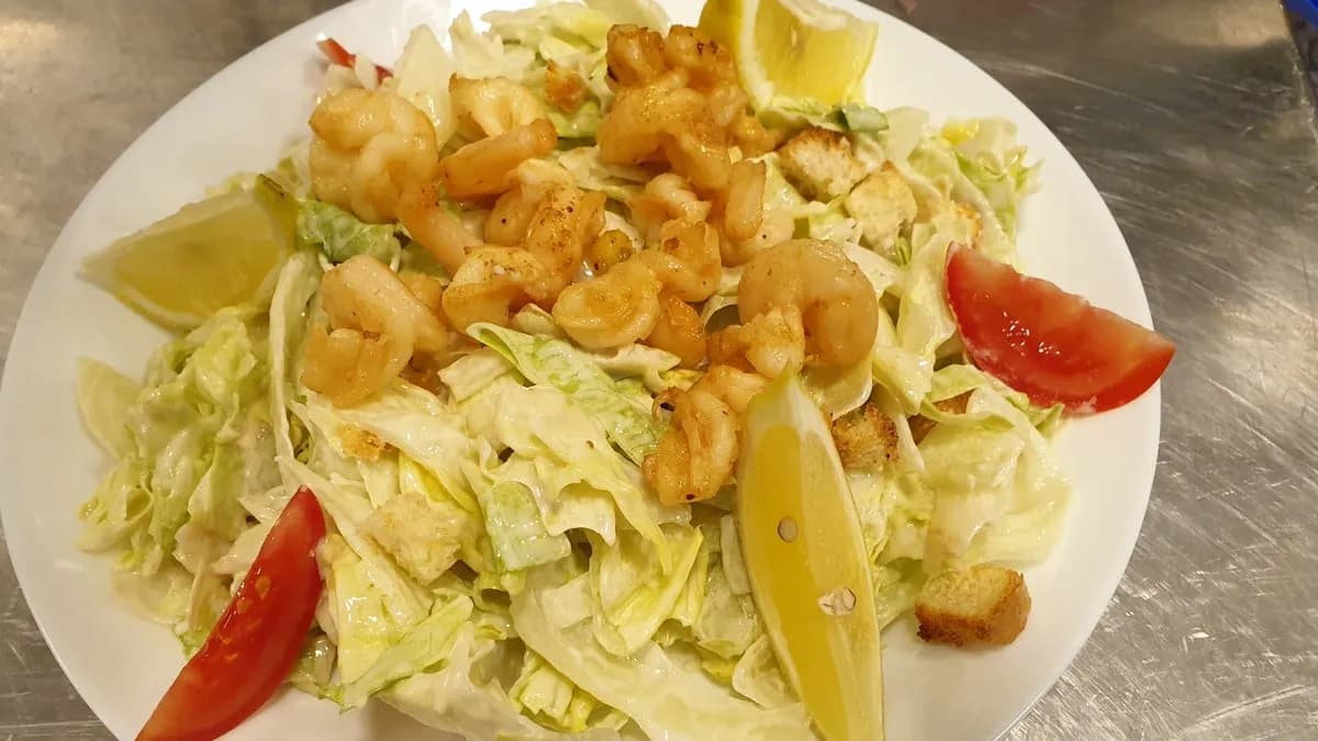 garnélás caesar saláta