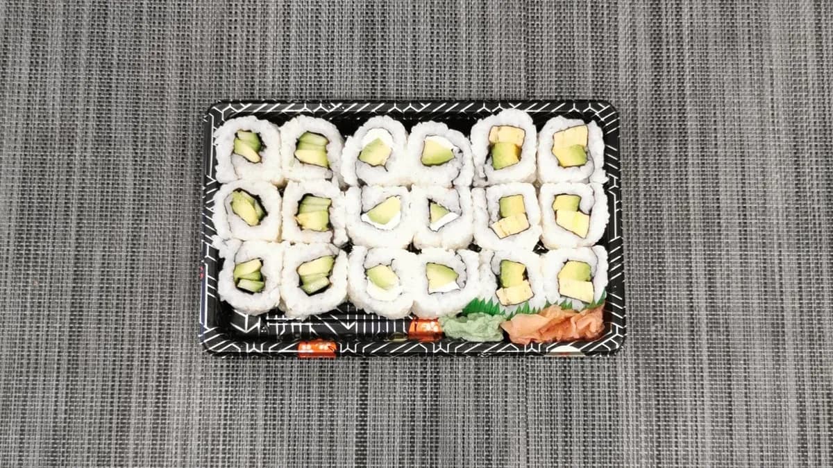 X76#Omlett tojás avokádó uborka vajkrém 18db