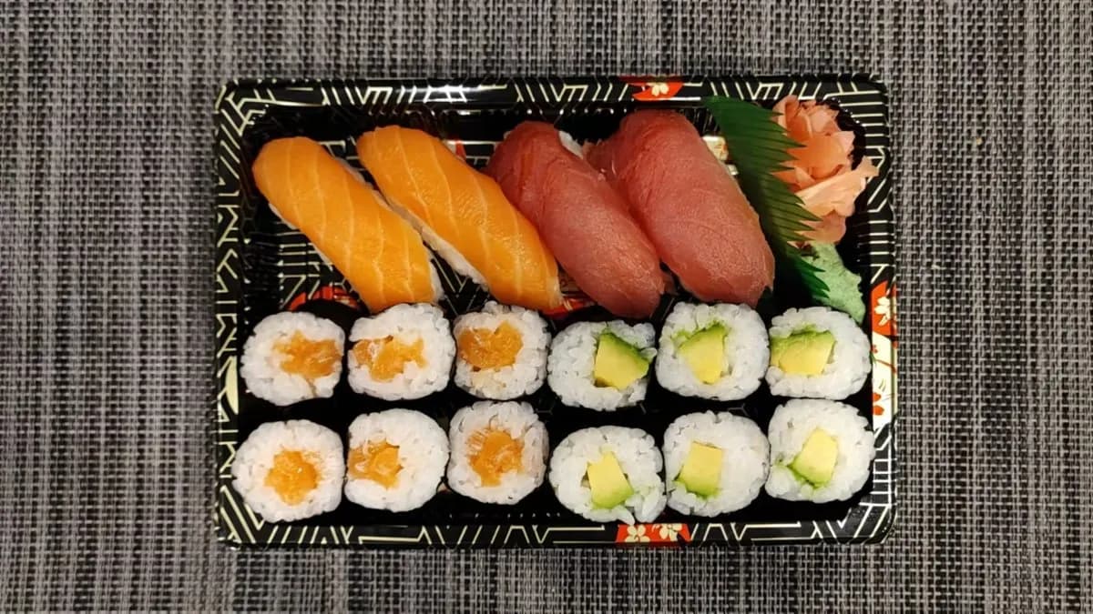 CH3#Lazac tonhal avokádó 16db