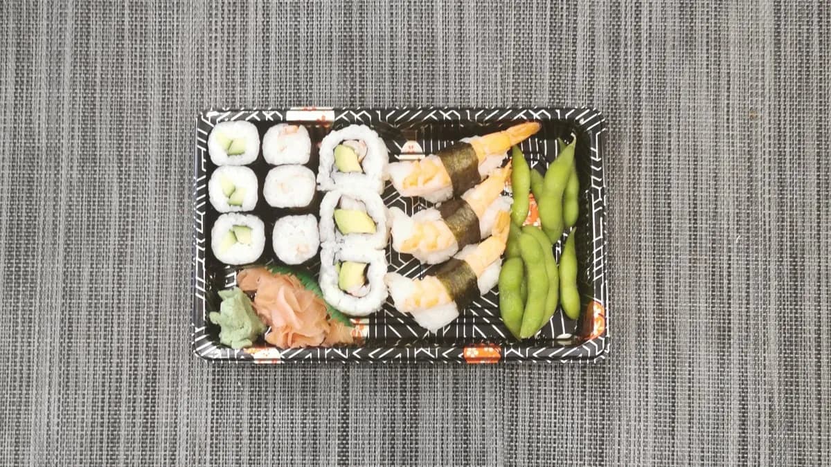 Ga3#Garnélarák avokádó uborka 12db