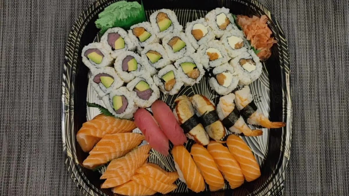 M9#Lazac avokádó tonhal angolna vajkrém rák 40DB#M9