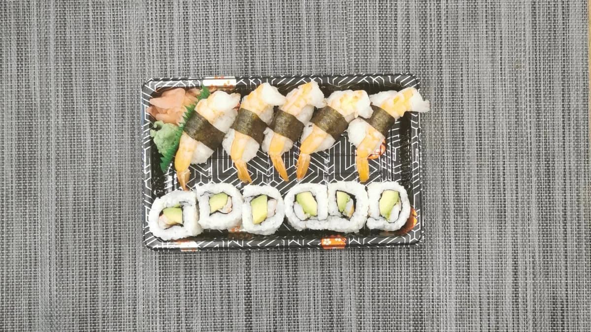 Ga5#Garnélarák avokádó 11db