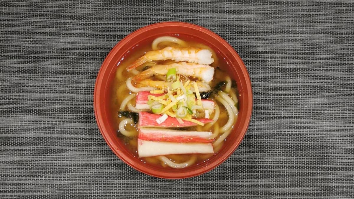 U 2# Udon tészta garnélarák surimi leves