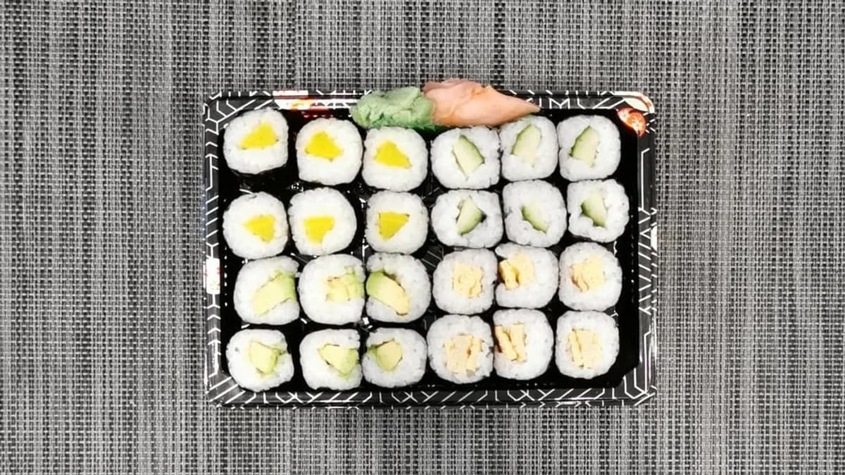 X3#24db Avakádo uborka savanyú uborka omlett