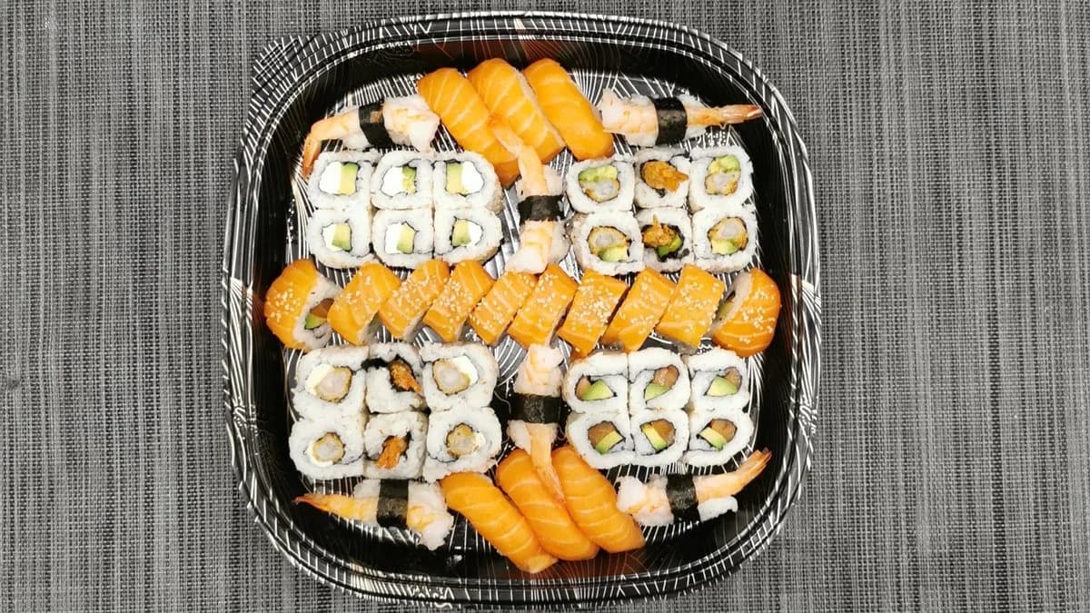 💗BX5#Lazac avokádó  garnélarák tempura vajkrém 46db