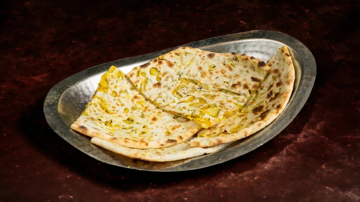 142. Onion Kulcha