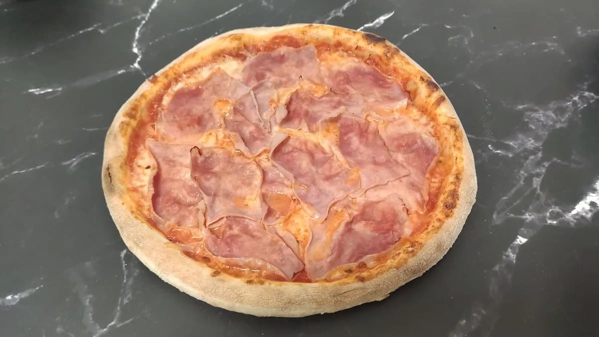 Pizza al Prosciutto - Sonkás pizza