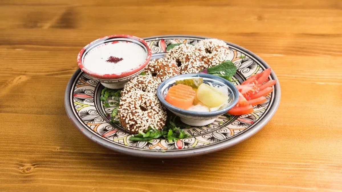 Falafel Taratour Szósszal
