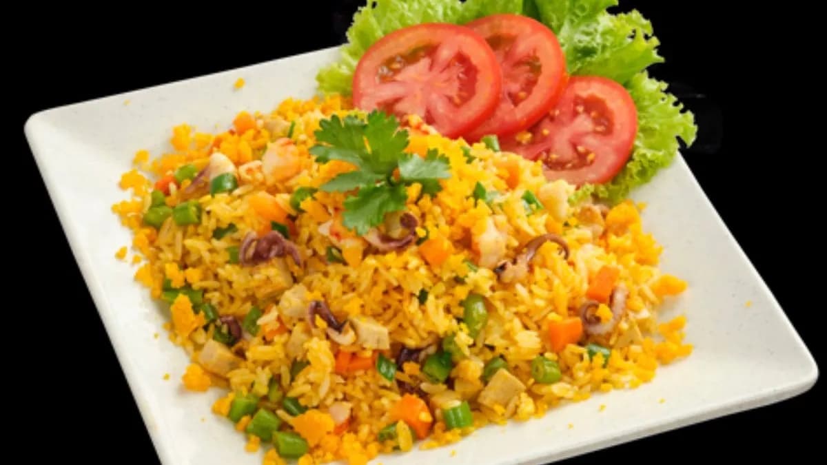 40F. Duck Fried Rice /Kacsa Sült Rizs