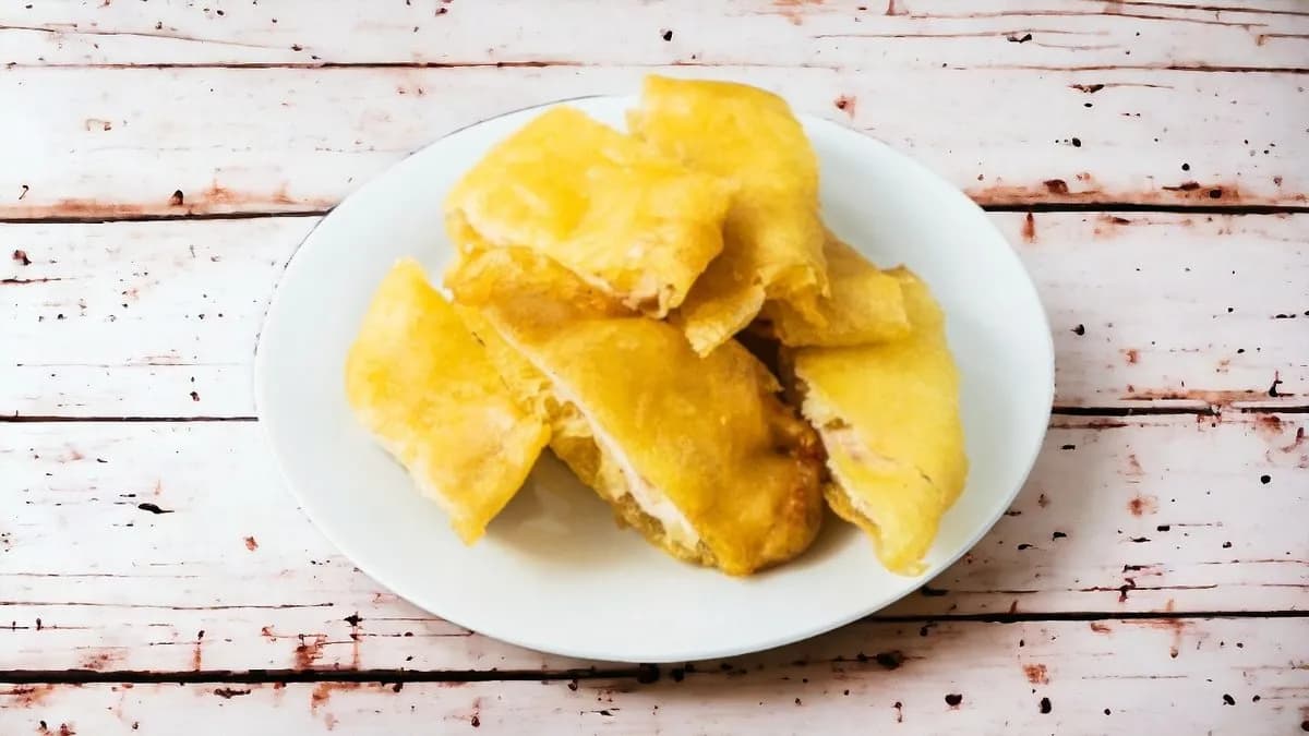 Illatos-omlós csirkehúsfalatok