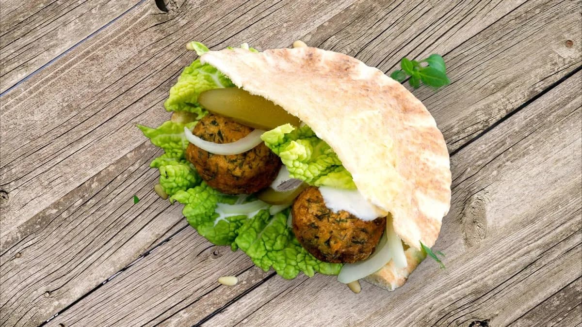 Falafel Pita Classic