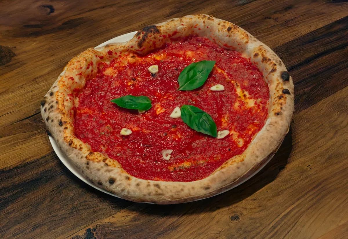 Marinara pizza