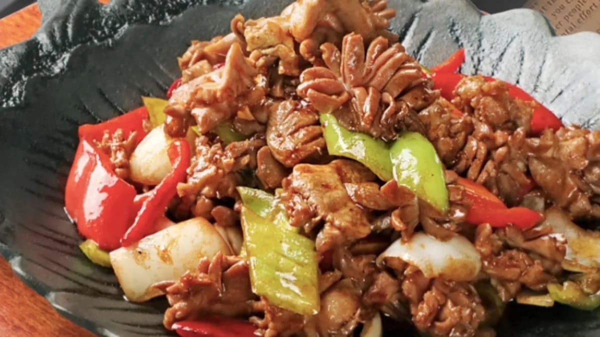 D33 Sizzling Chicken Gizzard platter