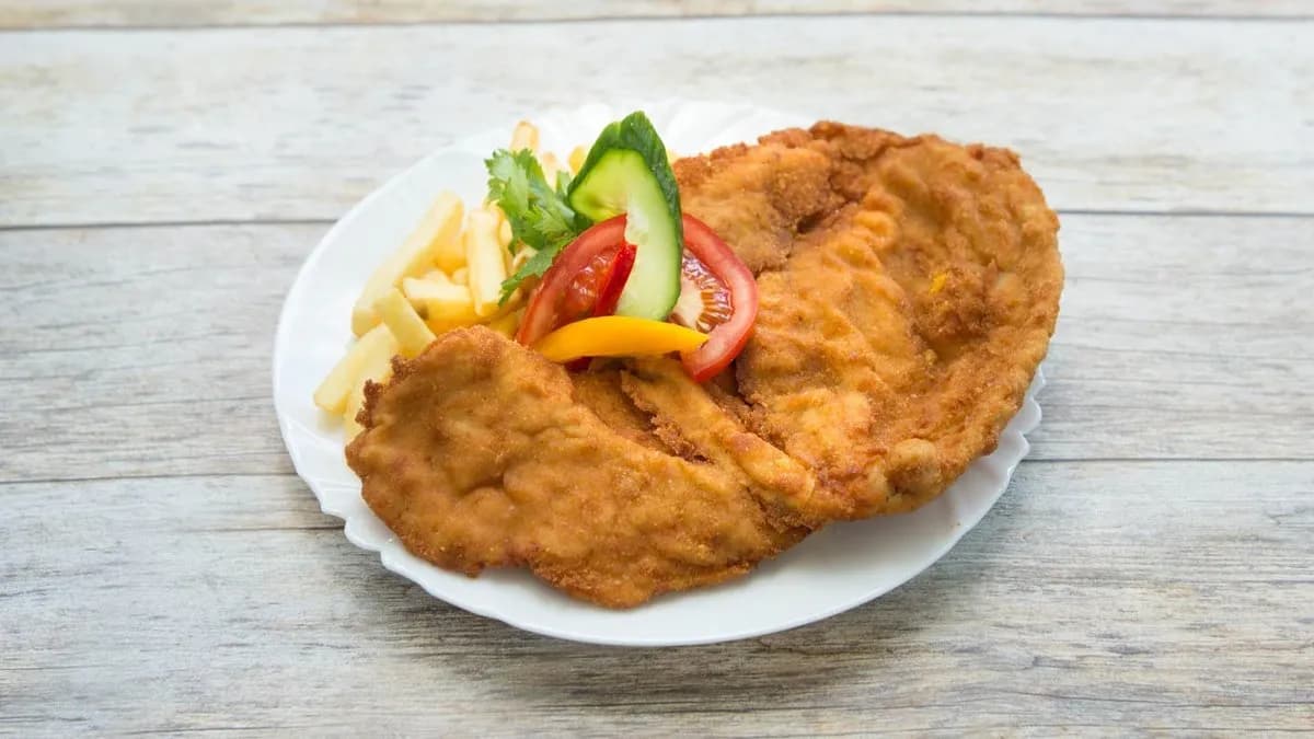 Rántott csirkemell választható körettel