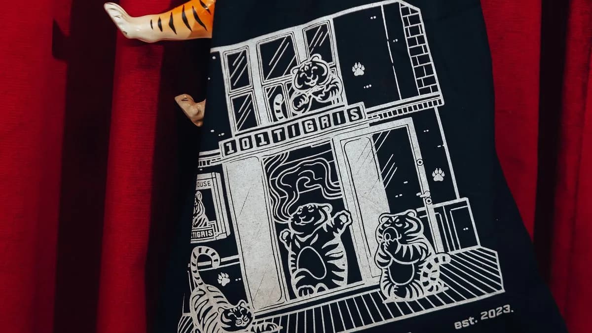 101 TIGRIS TOTE BAG SÖTÉT