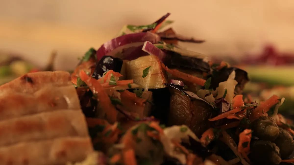 Fűszeres fokhagymás sült padlizsán (Fried eggplant with spicy garlic)