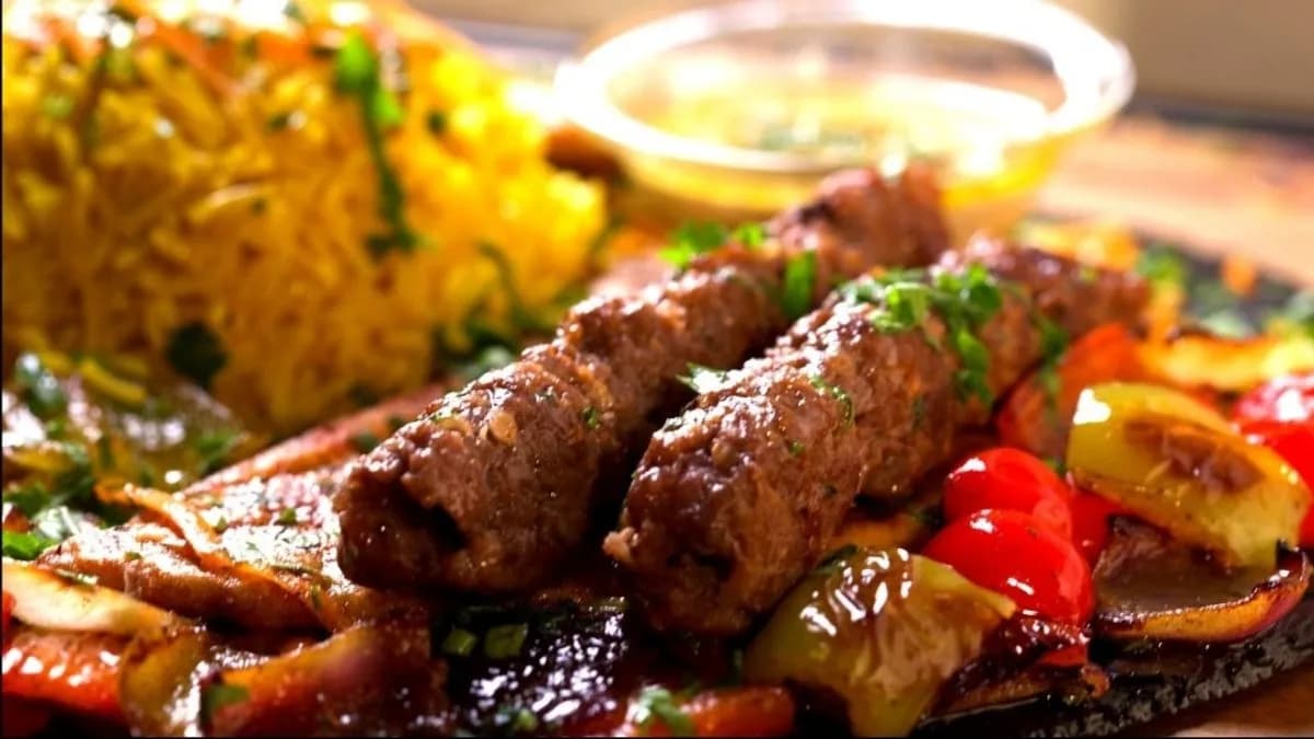 Oriental koffta tál (Dish)