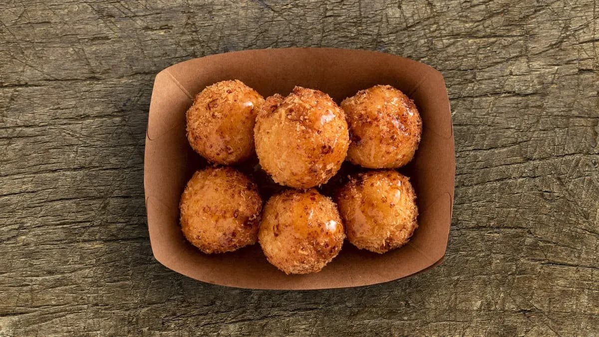 Mini túrófánk juharsziruppal