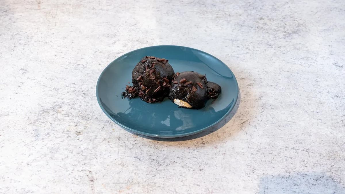 Profiterols Feketecsokoládé ízesítésű