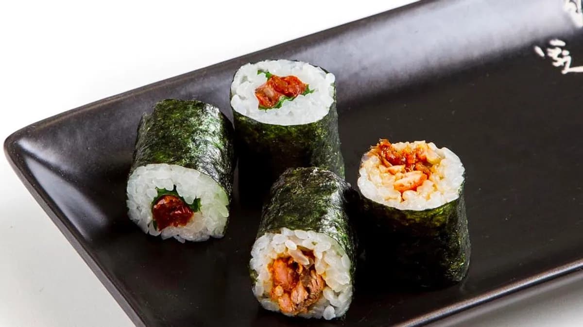 Szárított paradicsom rukkola maki (6db)