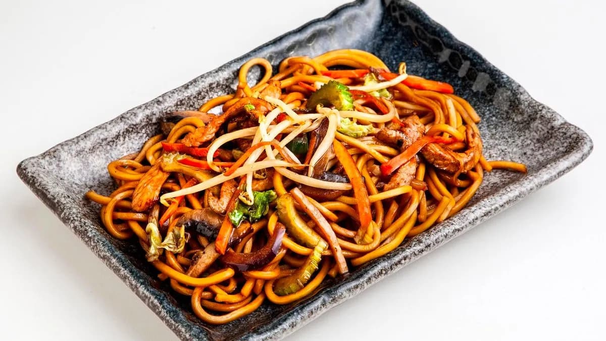 Zöldséges pirított tészta